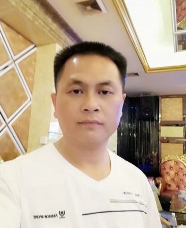 小梁的第一张照片--岑溪上门女婿服务网